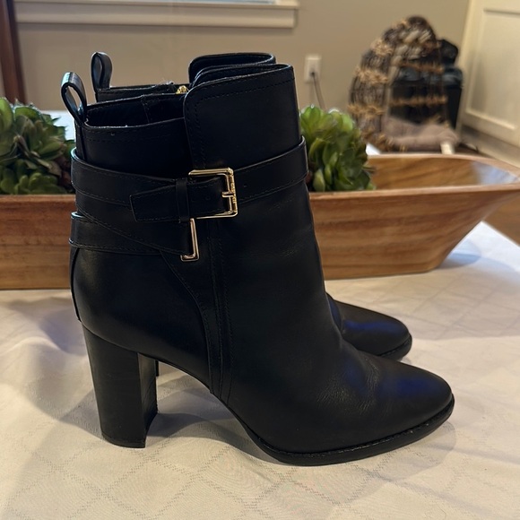 Lauren Ralph Lauren women’s Madisyn Burnished Leather Booties boots size 9.5 EUC - Picture 1 of 9